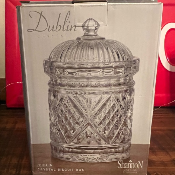 Crystal biscuit box - Picture 4 of 9